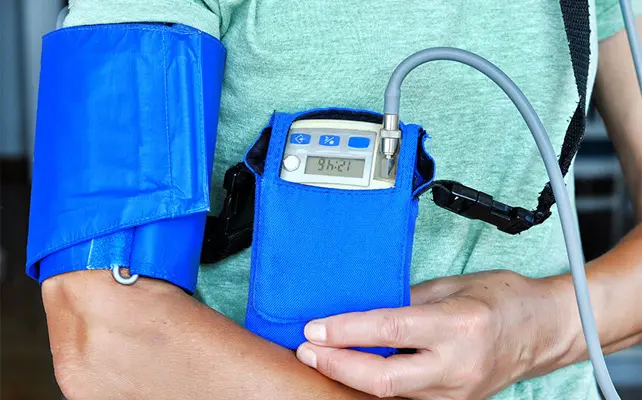 Holter Pressorio. Cos’è, a cosa serve. Esame a Domicilio a Busto Arsizio, Gallarate, Legnano, Castellanza e alto milanese. Prenotazioni immediate presso il poliambulatorio di Busto Arsizio